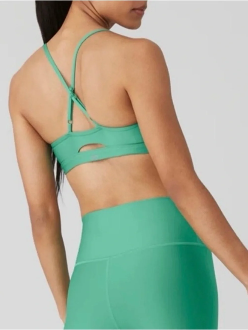 Alo Yoga Airlift Intrigue Bra Bundle